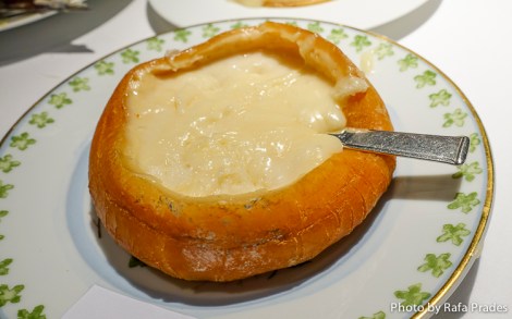Torta del Casar, bocado de alta gastronomía
